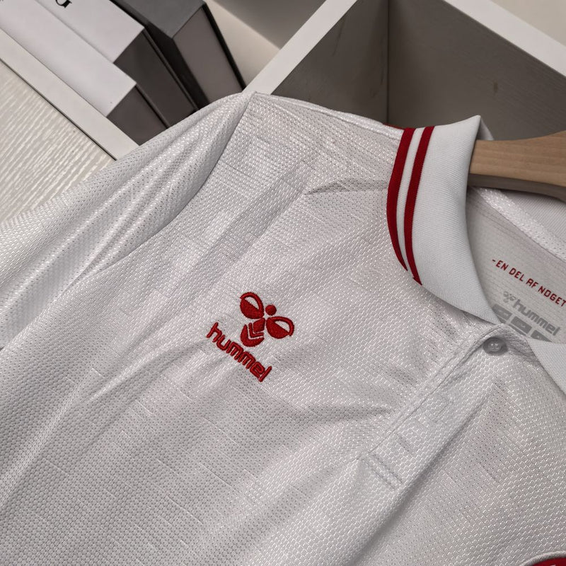 Camisa 2 Dinamarca 24/25 Torcedor - Masculina