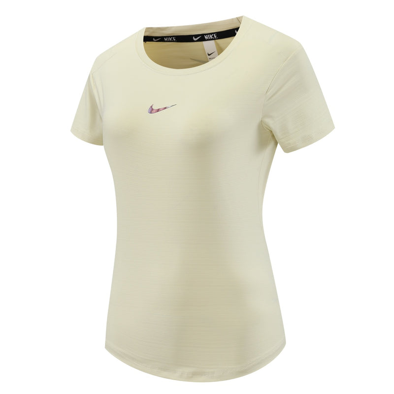 Camisa Esportiva Nike Dri-FIT - Feminina