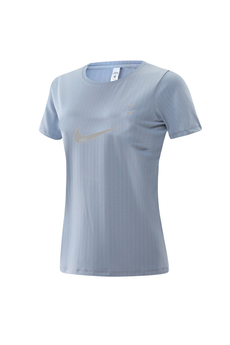 Camisa Treino Nike Swoosh Dri-FIT - Feminina