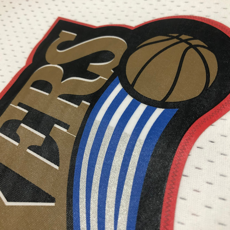 Regata Philadelphia 76ers Branca Allen Iverson 2001/02 - Hardwood Classics