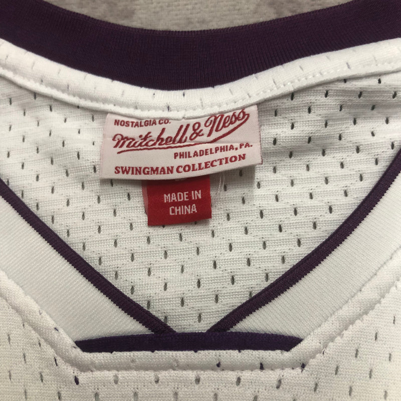 Regata Los Angeles Lakers Kobe Bryant Branca 2003/04 - Hardwood Classics