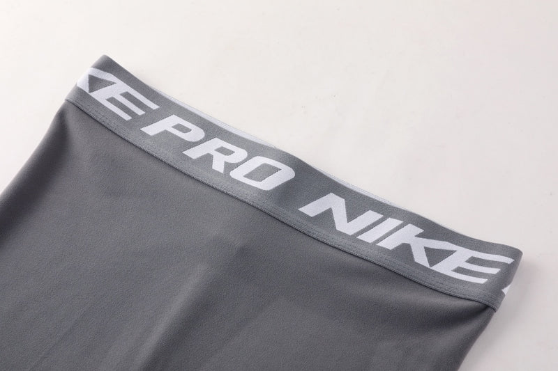 Short NIKE PRO Dri-FIT - Feminino