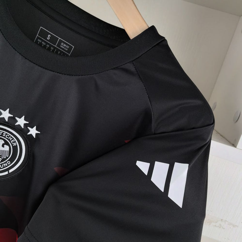 Camisa Pré-jogo Alemanha 24/25 Torcedor - Masculina