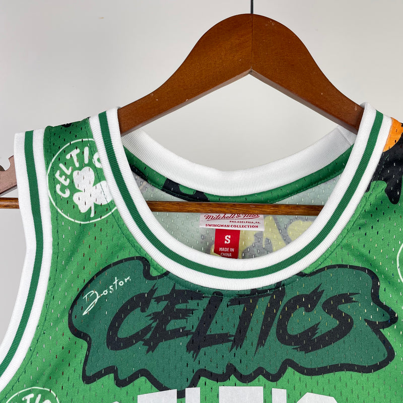Regata Boston Celtics Slap Sticker Larry Bird Verde 1985/86 - Hardwood Classics