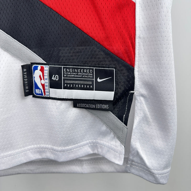 Regata Portland Trail Blazers Branca Swingman 2020/21 - Association Edition