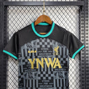 Conjunto Infantil Liverpool x Lebron James 2024/25 - Unissex