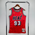 Regatas BAPE x Mitchell & Ness Miami Heat Preto e Vermelha ABC Basketball Swingman 1993 - Hardwood Classics