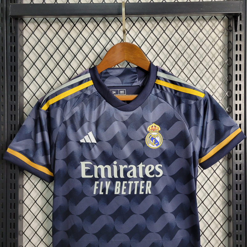 Conjunto Infantil 2 Real Madrid 2023/24 - Unissex