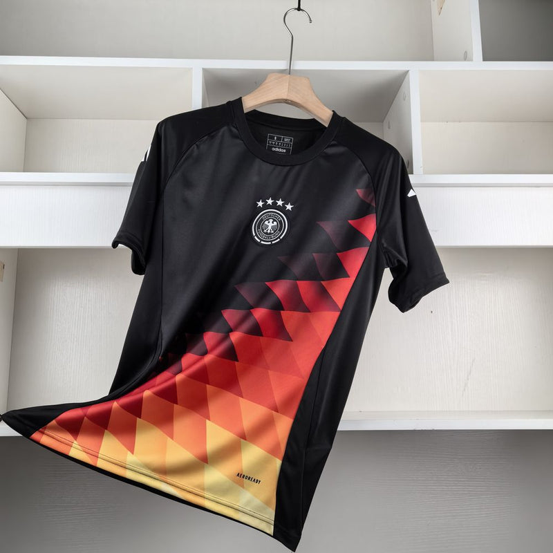 Camisa Pré-jogo Alemanha 24/25 Torcedor - Masculina