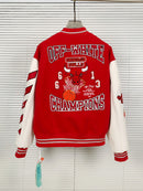 Jaqueta Off-White c/o Chicago Bulls Varsity Patchwork
