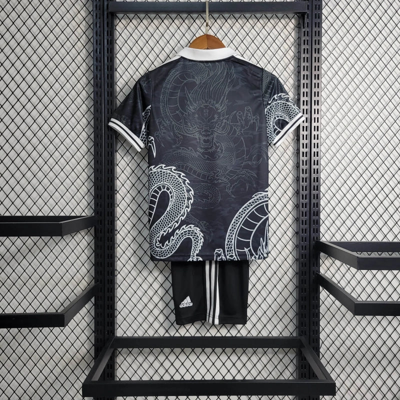 Conjunto Infantil Real Madrid Dragon Black 2023 - Unissex