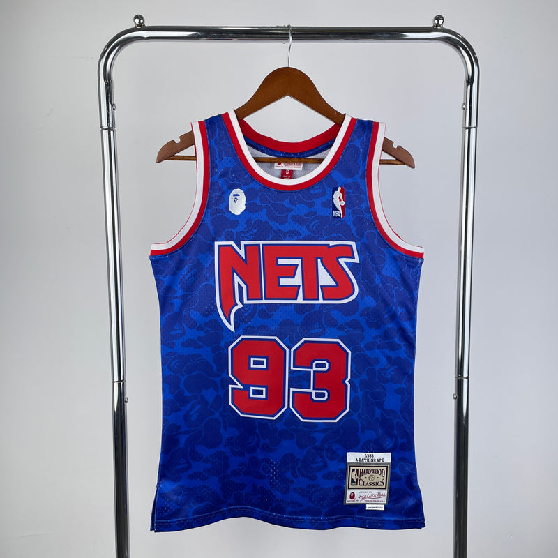 Regata BAPE x Mitchell & Ness Azul Brooklyn Nets ABC Basketball Swingman 1993 - Hardwood Classics