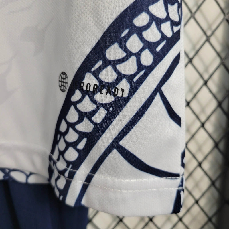 Conjunto Infantil Real Madrid Dragon Branca 2023 - Unissex