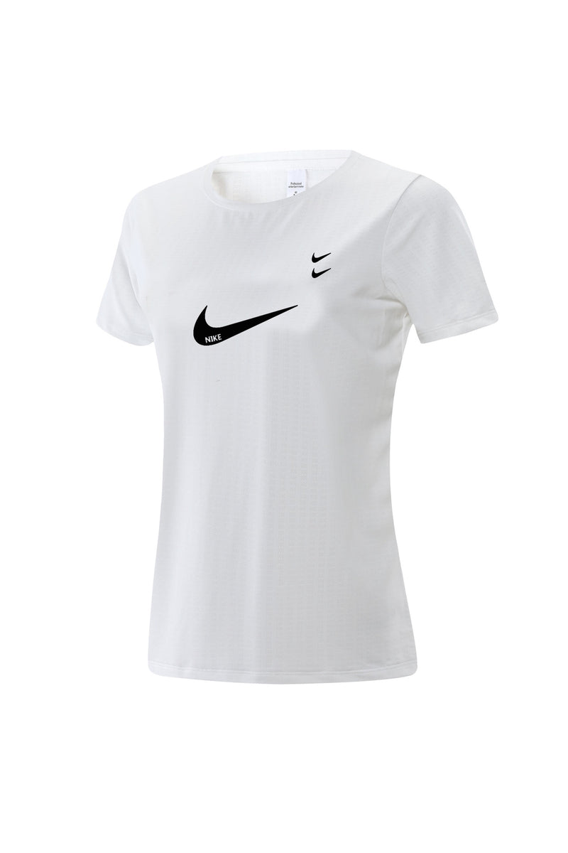 Camisa Treino Nike Swoosh Dri-FIT - Feminina