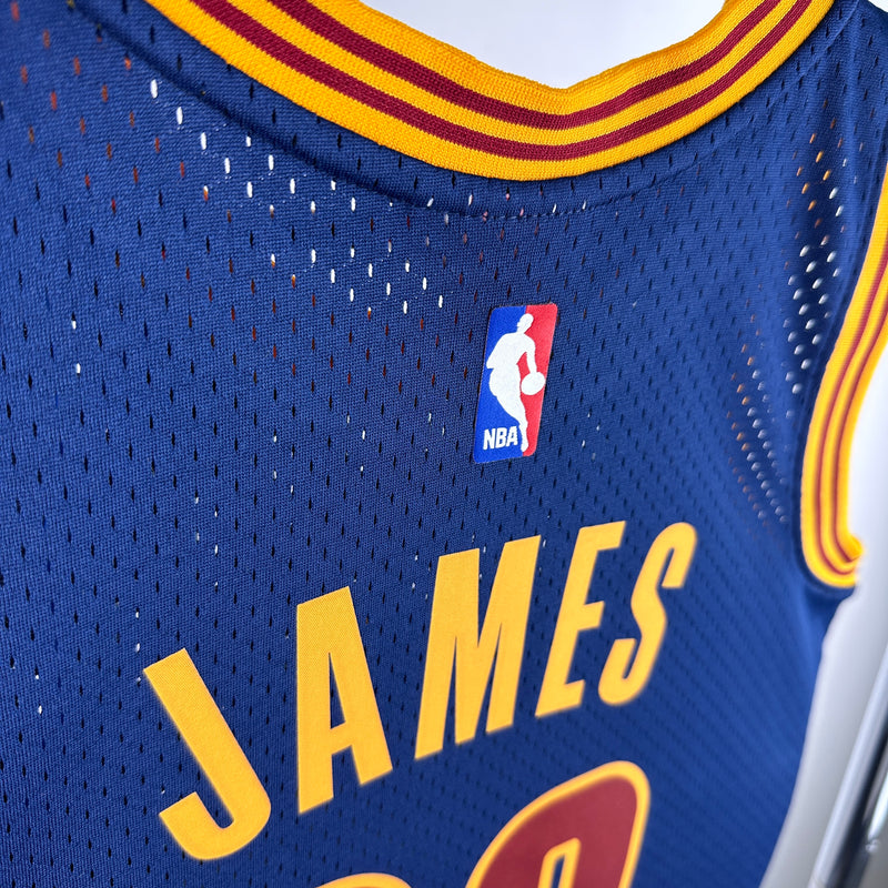 Regata Cleveland Cavaliers LeBron James 2015/16 Azul - Hardwood Classics