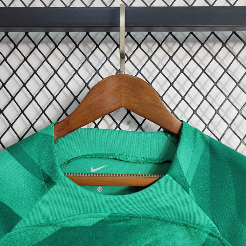 Conjunto Infantil Goleiro Verde Barcelona 2023/24 - Unissex