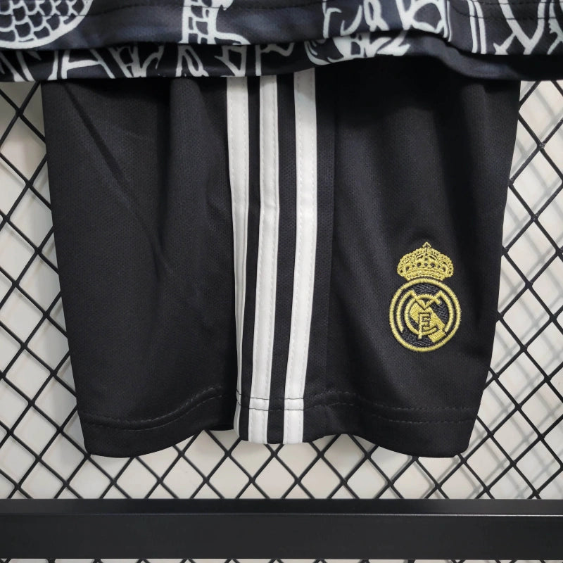 Conjunto Infantil Real Madrid Dragon Black 2023 - Unissex