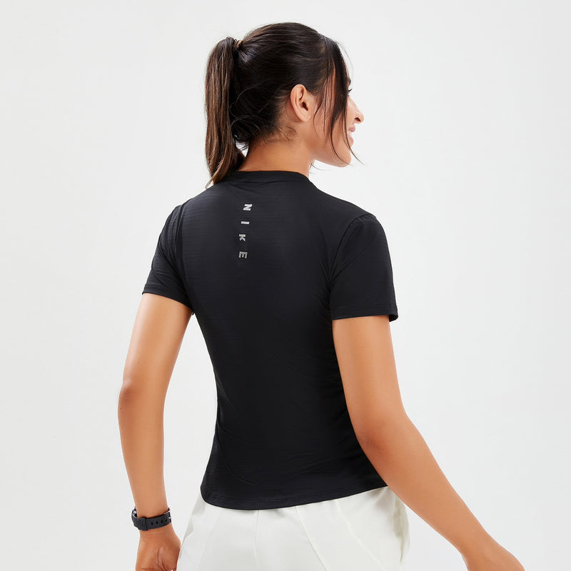 Camisa Esportiva Nike Dri-FIT - Feminina
